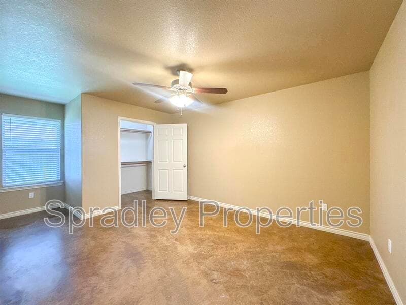 Belton Condo: 1562 Vani Ct