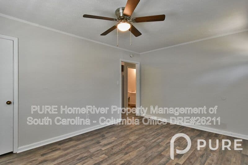 Columbia House: 1017 Rockymount Rd