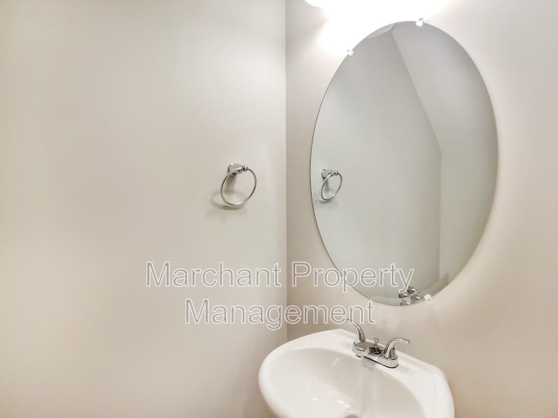 Simpsonville Townhome: 832 Stonebriar Street