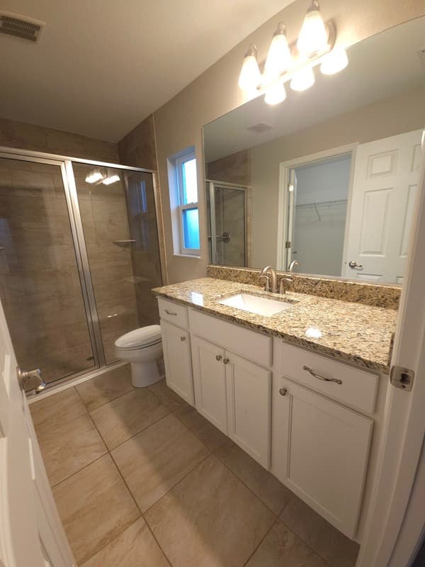 Ocala House: 106 Marion Oaks Pass