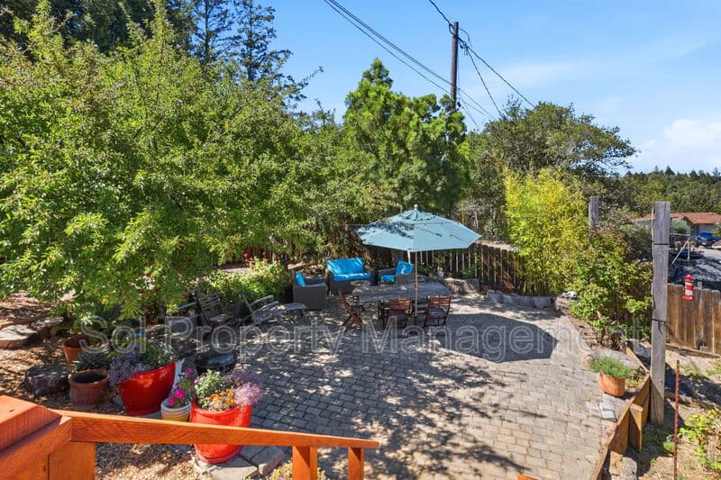 Santa Cruz House: 140 Spaten Way