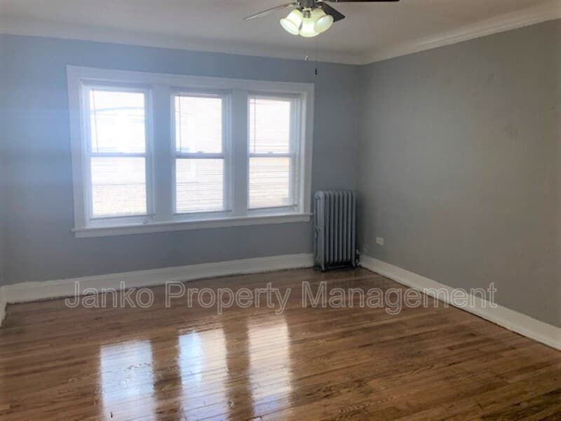 Chicago Condo: 9453 S Loomis St