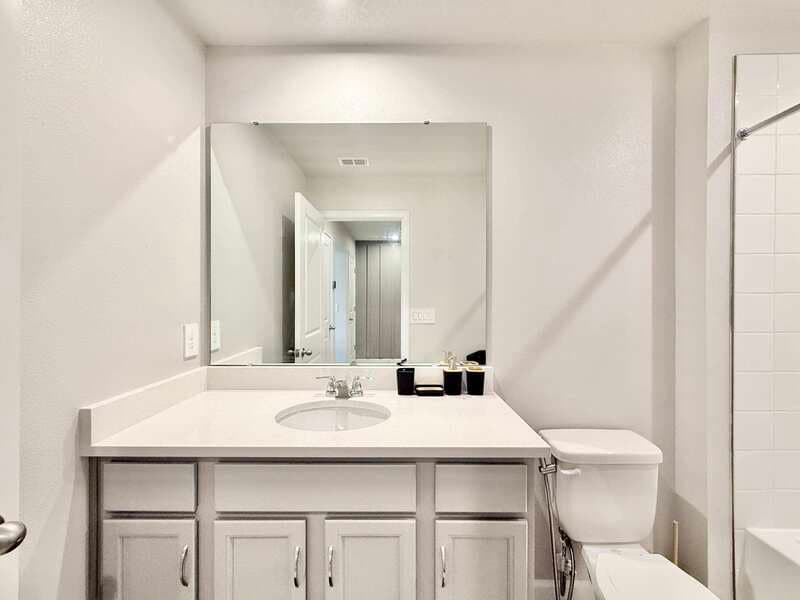 Brandon Townhome: 1124 Creek Valley Court - 1