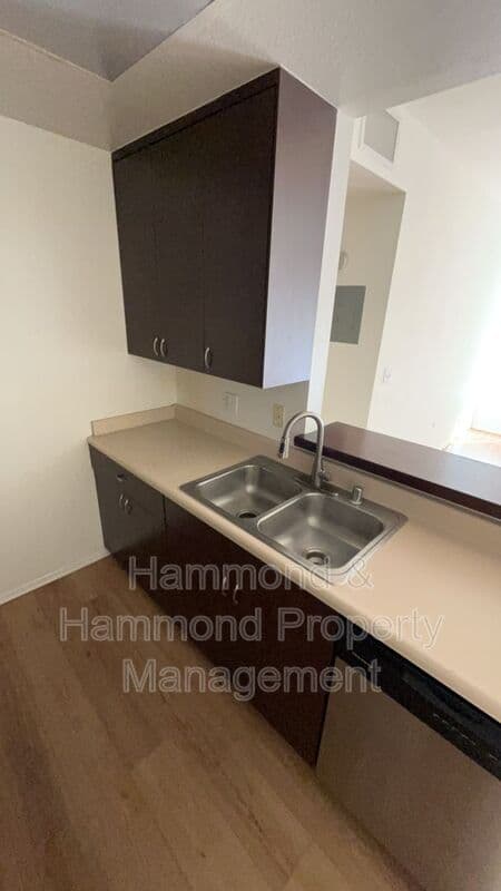 Reseda Condo: 19350 Sherman Way