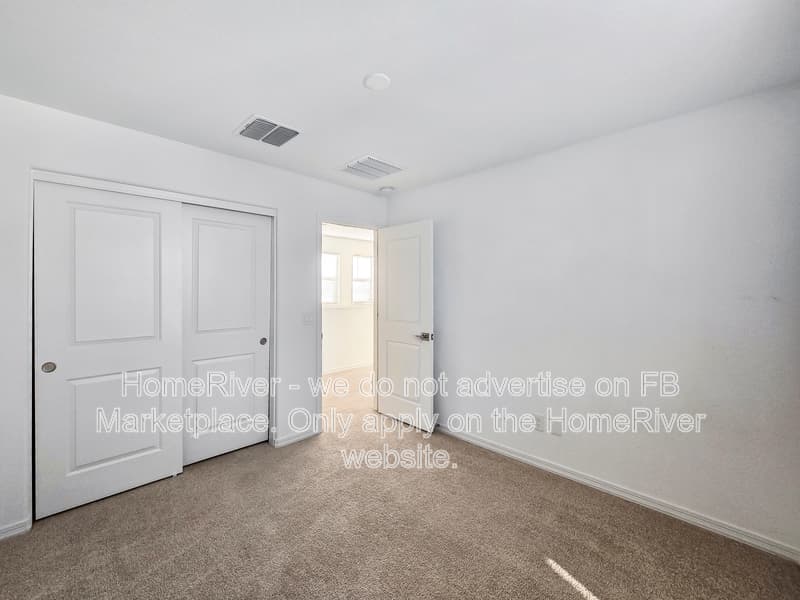 Surprise House: 14119 W Bronco Trl