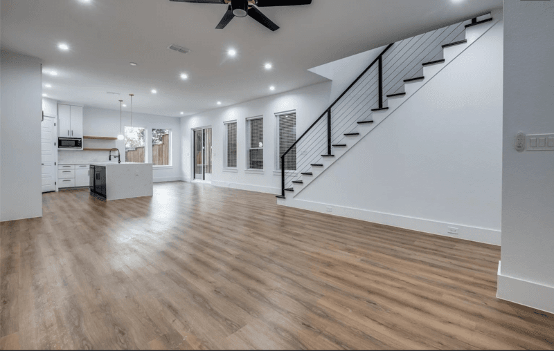 Dallas House: 2343 Hondo Avenue
