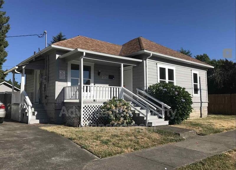 Corvallis House: 230 NW 13th St