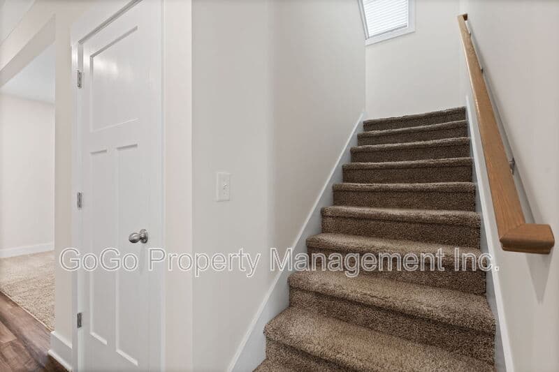 Simpsonville House: 216 Pewter Circle