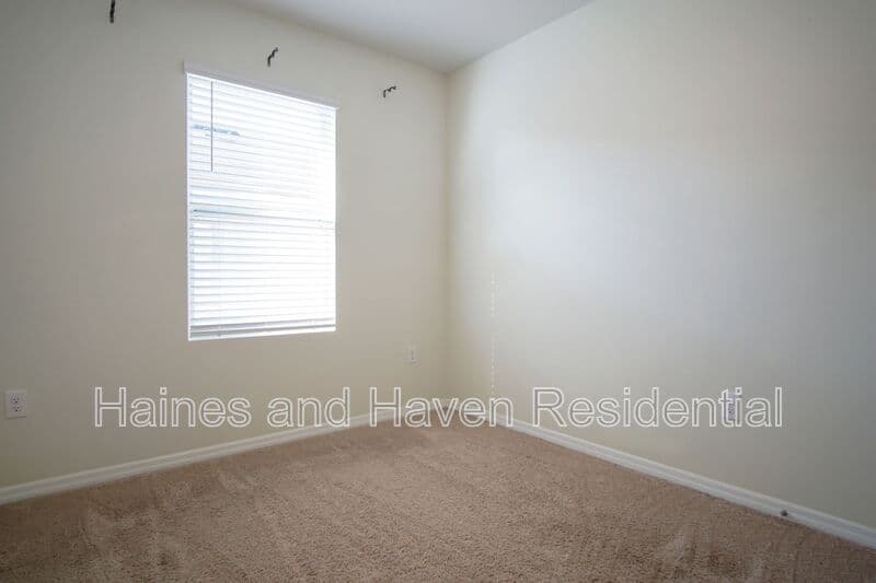 Winter Haven House: 409 Corso Loop