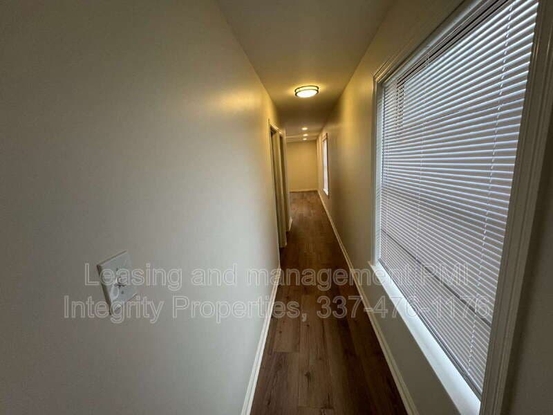 Lafayette Condo: 105 Meaux Blvd Apt 3