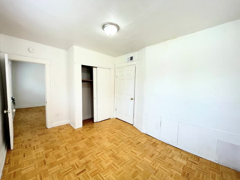 St Louis Condo: 7202 Lyndover Pl
