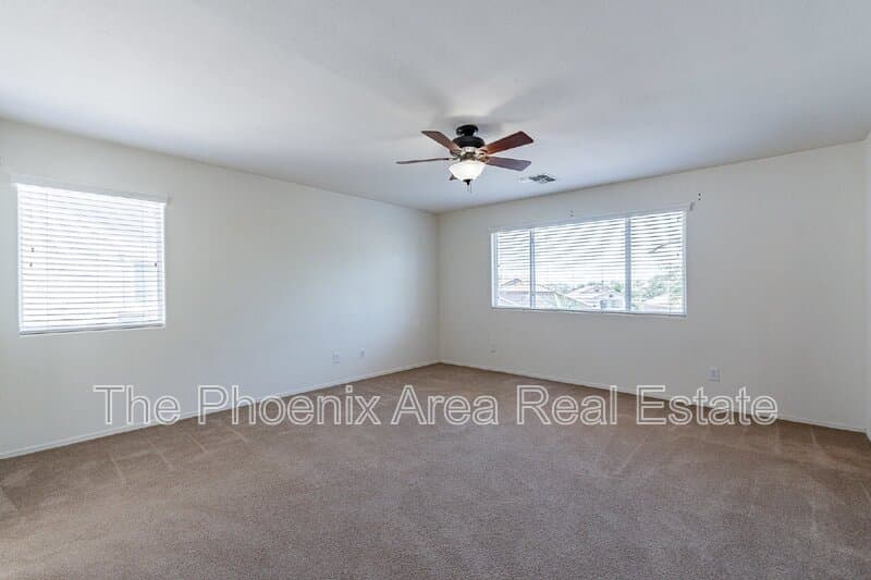 Chandler House: 6953 S Topaz Pl