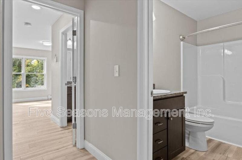 Winooski House: 34 Mollys Way