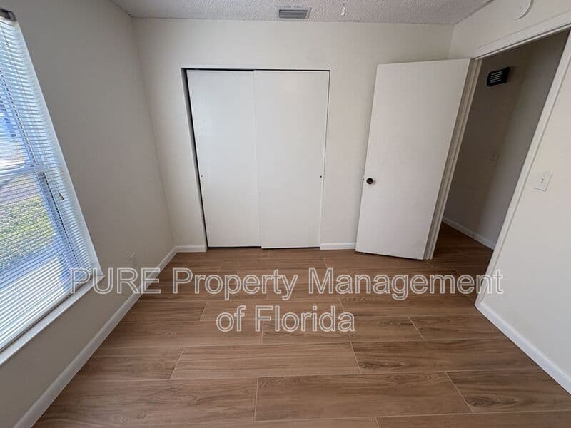 Ocala House: 6807 NW 62nd Place