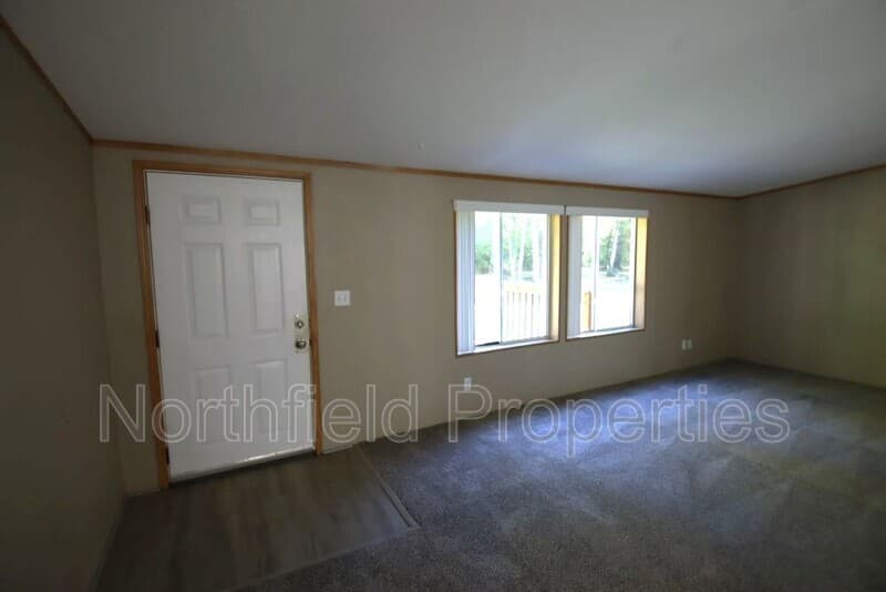 Tulalip House: 12105 26th Ave NE