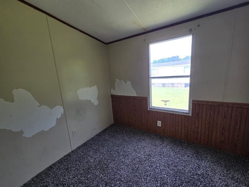 Fayetteville House: 2502 Cattail Cir