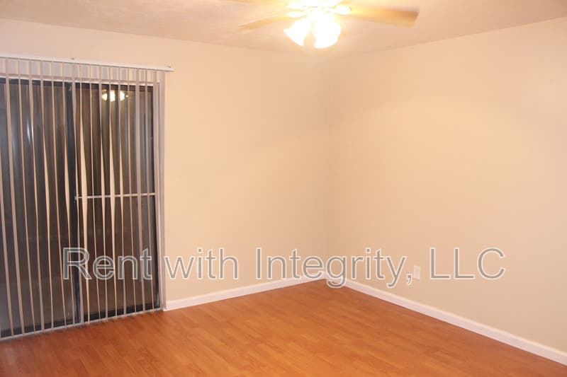 Tallahassee House: 1550 Blountstown Street