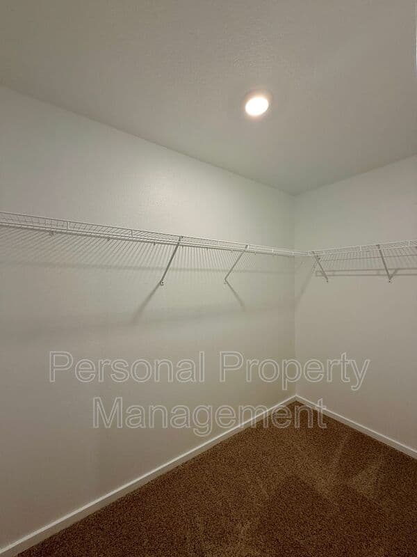 Vancouver House: 2633 NE 115th Place