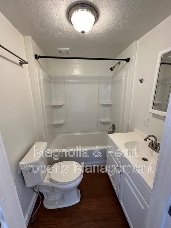 Caldwell House: 617 South 10th Avenue