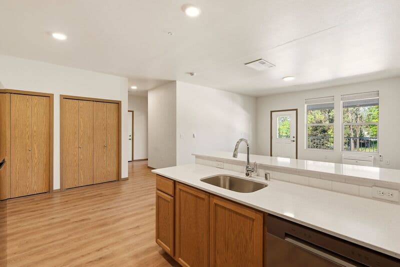 Spokane House: 1123 E Hastings