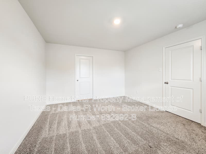 Fort Worth House: 9972 Fighting Falcon Way
