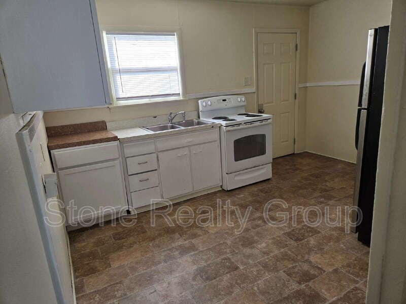 Terre Haute House: 2028 N 22nd St