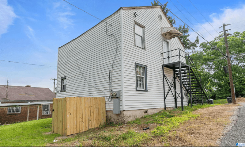 Birmingham House: 3944 40th Street N