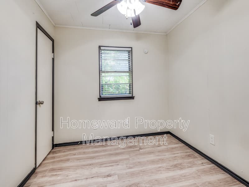 Frisco House: 9311 Oakland Drive