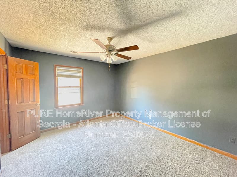 Lawrenceville House: 2280 Castle Royale Dr