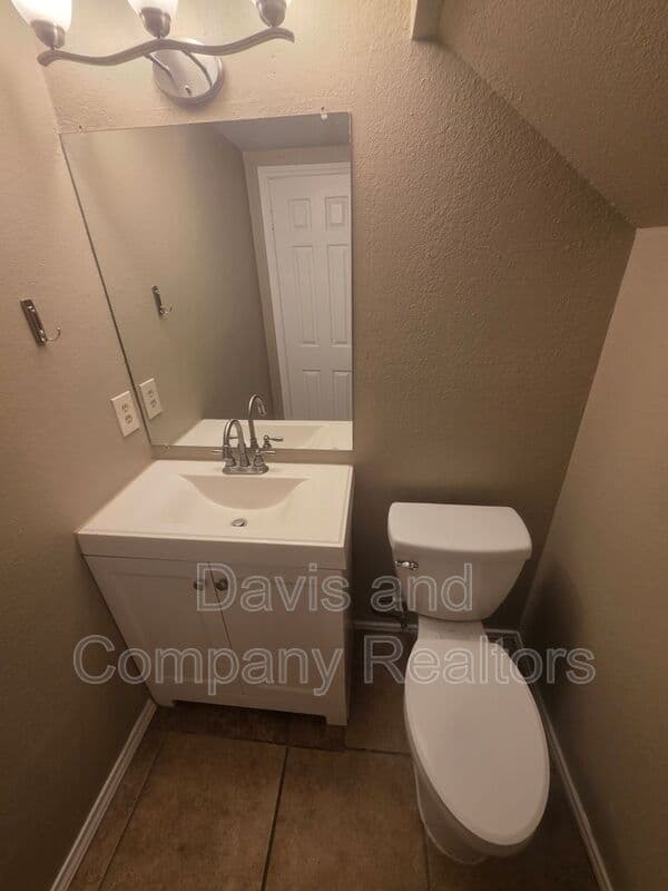 Midland House: 3316 Caldera Blvd 124