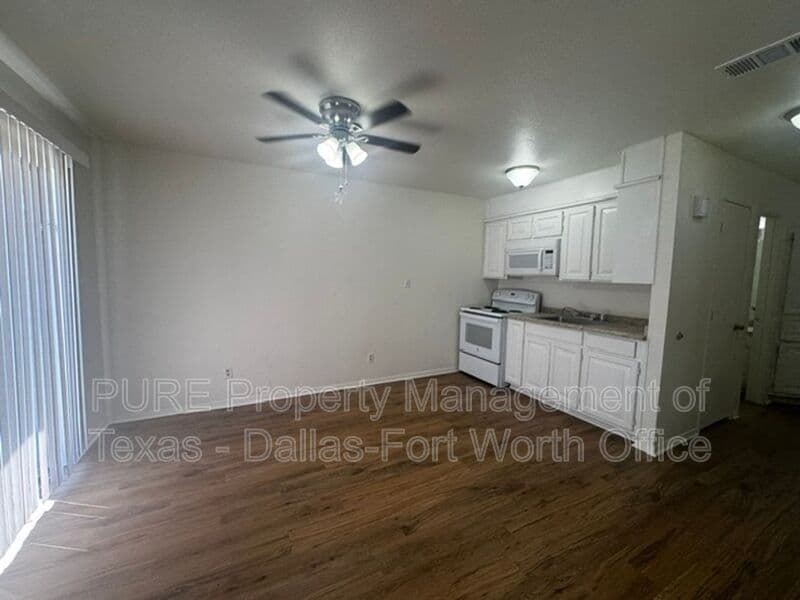 Granbury Condo: 6321 Kelly Drive