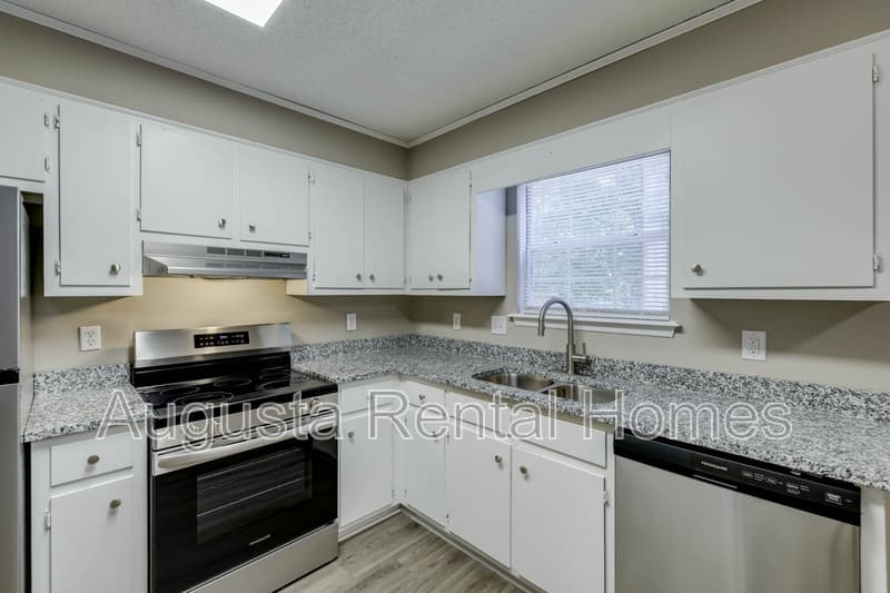 North Augusta Condo: 146 Chalet North Blvd - 146