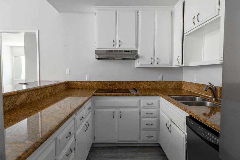 Redondo Beach Condo: 210 The Village