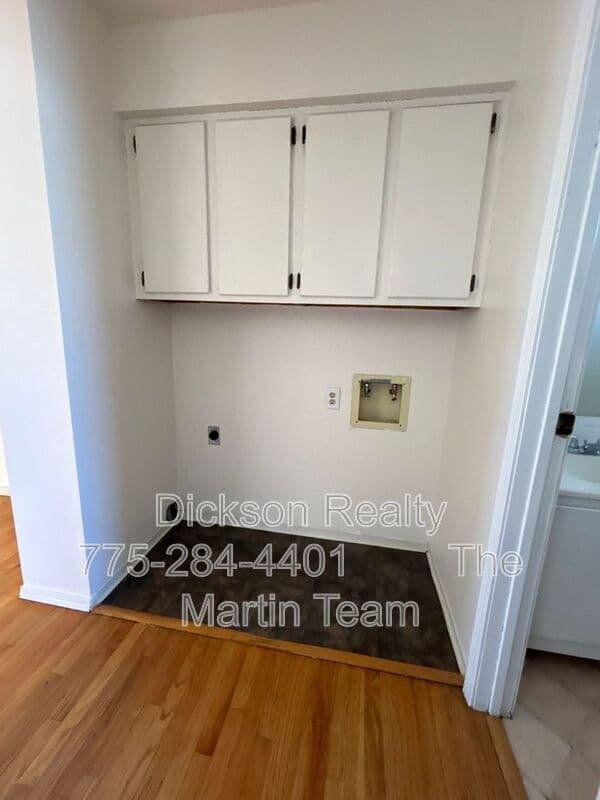 Reno House: 14002 Lear Blvd