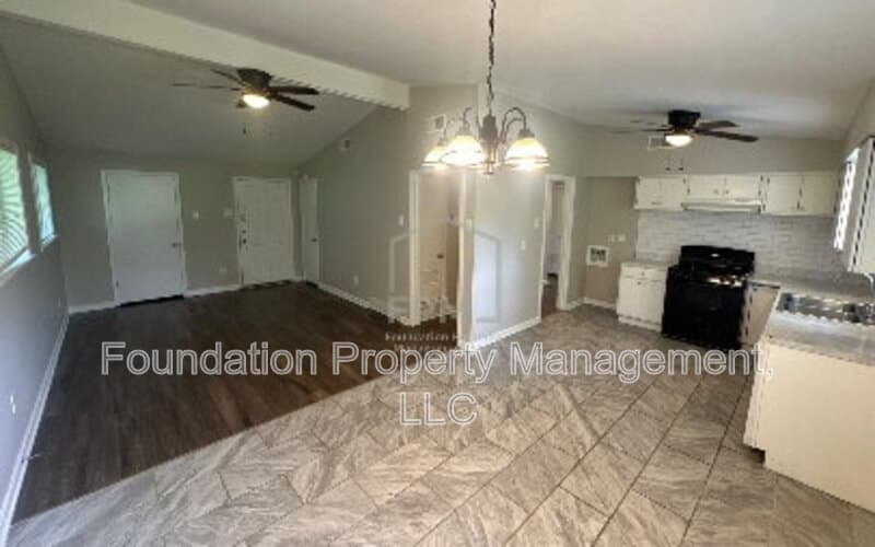 Memphis House: 2237 Gayle Avenue