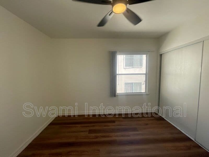 Inglewood Condo: 622 1/2 E. 97th