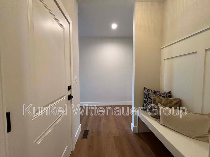 O'Fallon House: 641 Ambrose Drive