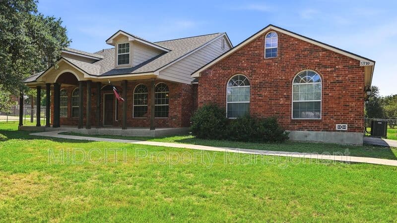 Bulverde House: 5310 Meadow Lark Dr