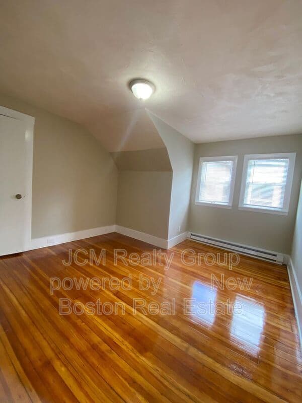 Salem Condo: 39 Salem St