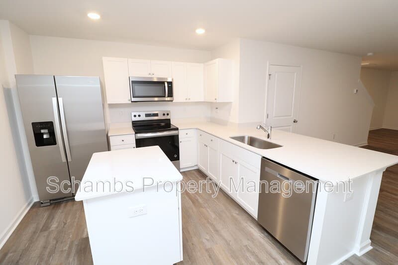 Raleigh Townhome: 5810 Brambleberry Way