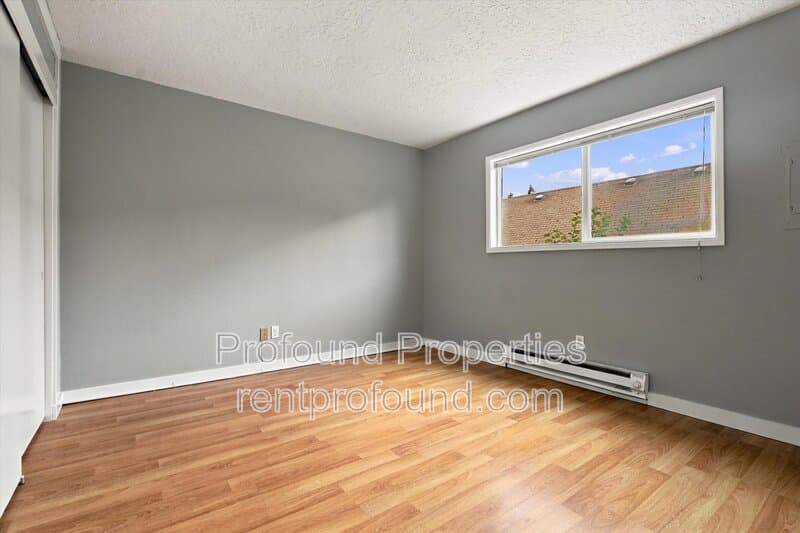 Portland Condo: 3827 SE Francis Street - 5