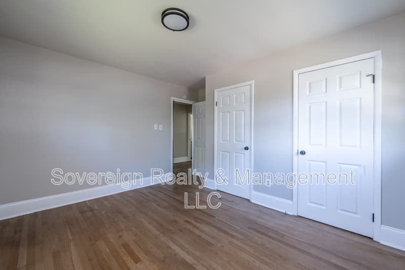 Atlanta House: 1891 Goddard St SE