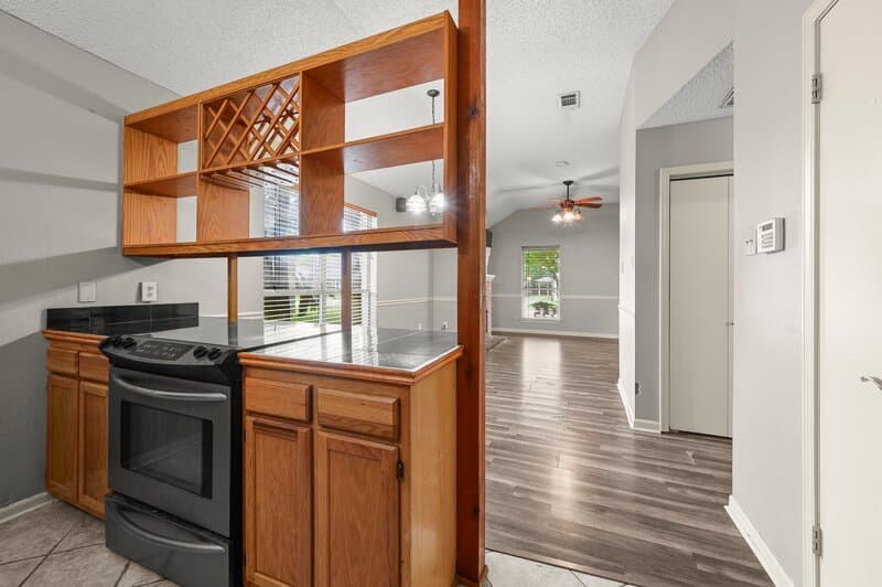 Baton Rouge House: 692 John Henry Drive
