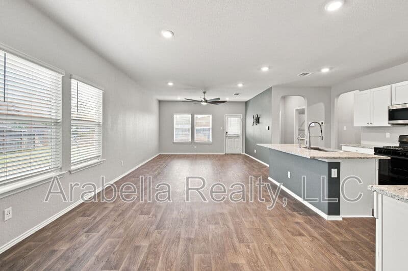 San Antonio House: 3430 Angus Creek