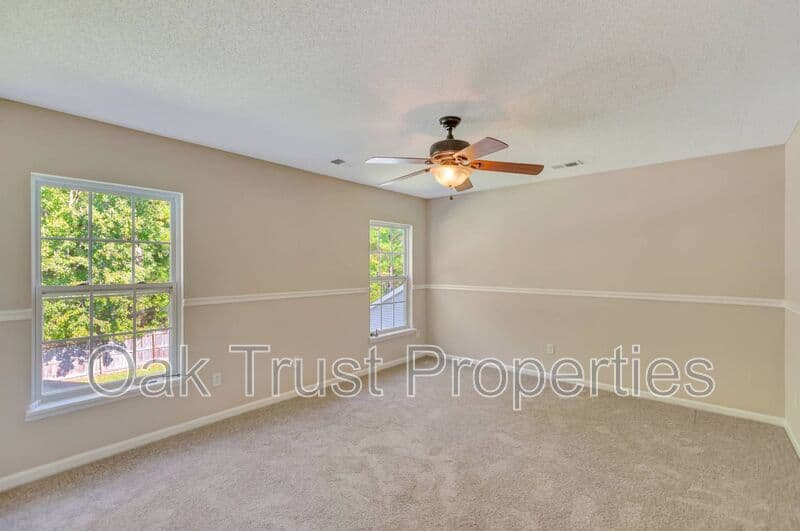 Summerville House: 407 Cotton Hope Lane