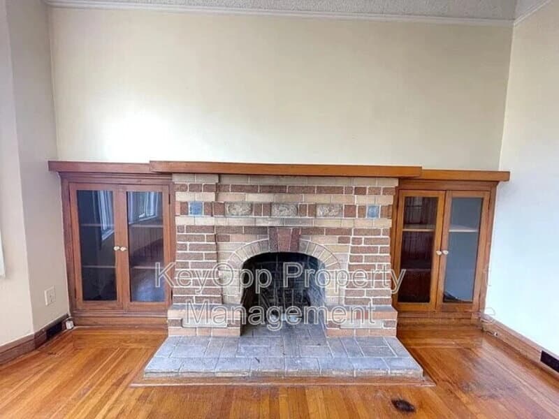 San Francisco Condo: 1666 24th Avenue