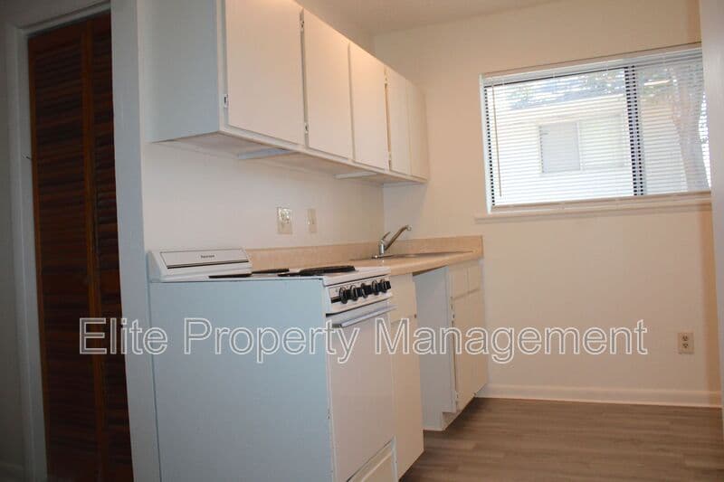 Pueblo Condo: 1529 Oakshire Ln