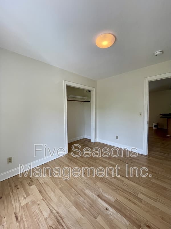 Burlington Condo: 85 Manhattan Drive - 2