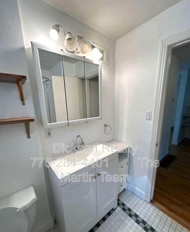 Reno House: 1155 Washington Street