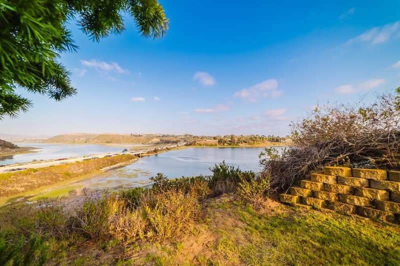Carlsbad House: 7528 Navigator Circle
